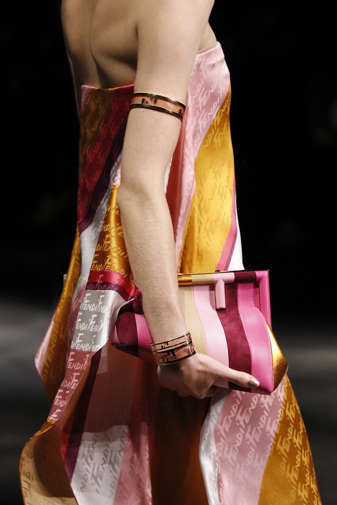 29_A_Fendi SS22_CloseUp 29_A_Fendi SS22_CloseUp