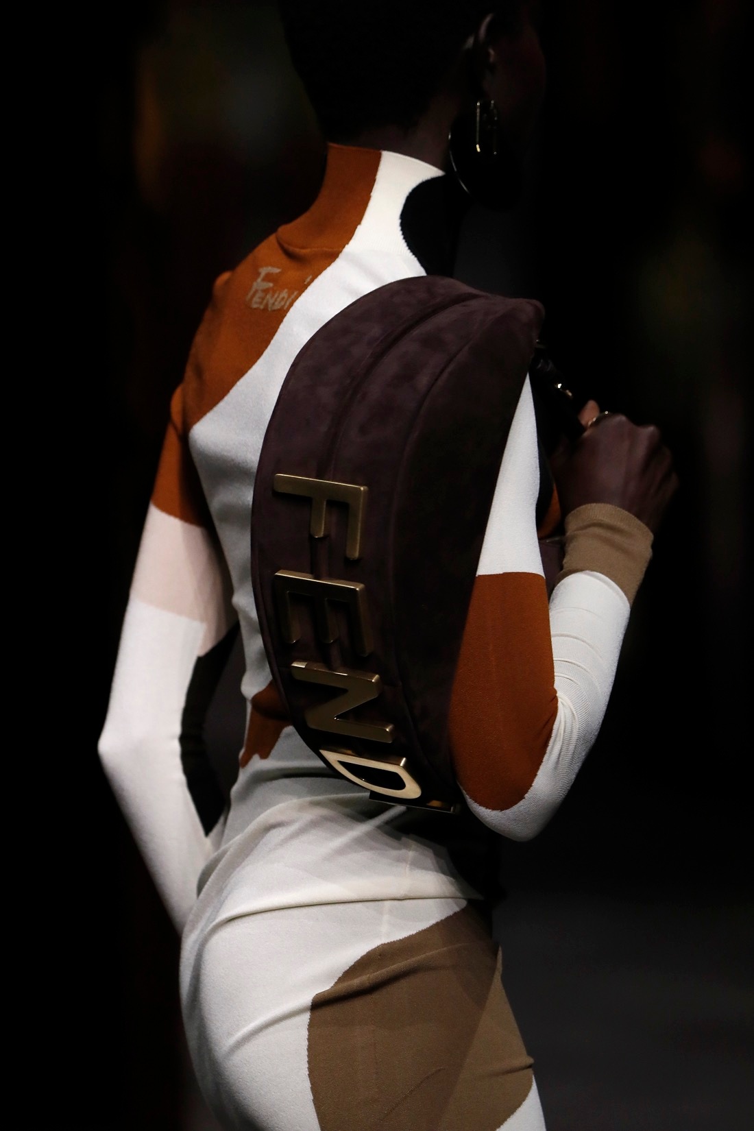 24_C_Fendi SS22_CloseUp 24_C_Fendi SS22_CloseUp