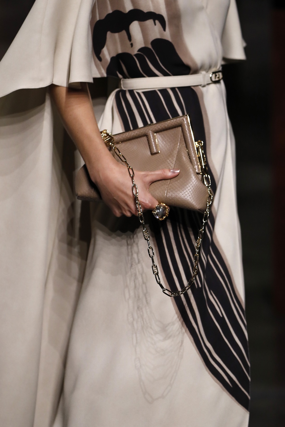20_C_Fendi SS22_CloseUp 20_C_Fendi SS22_CloseUp