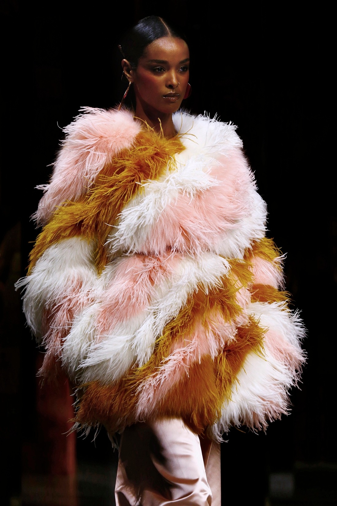 28_C_Fendi SS22_CloseUp 28_C_Fendi SS22_CloseUp