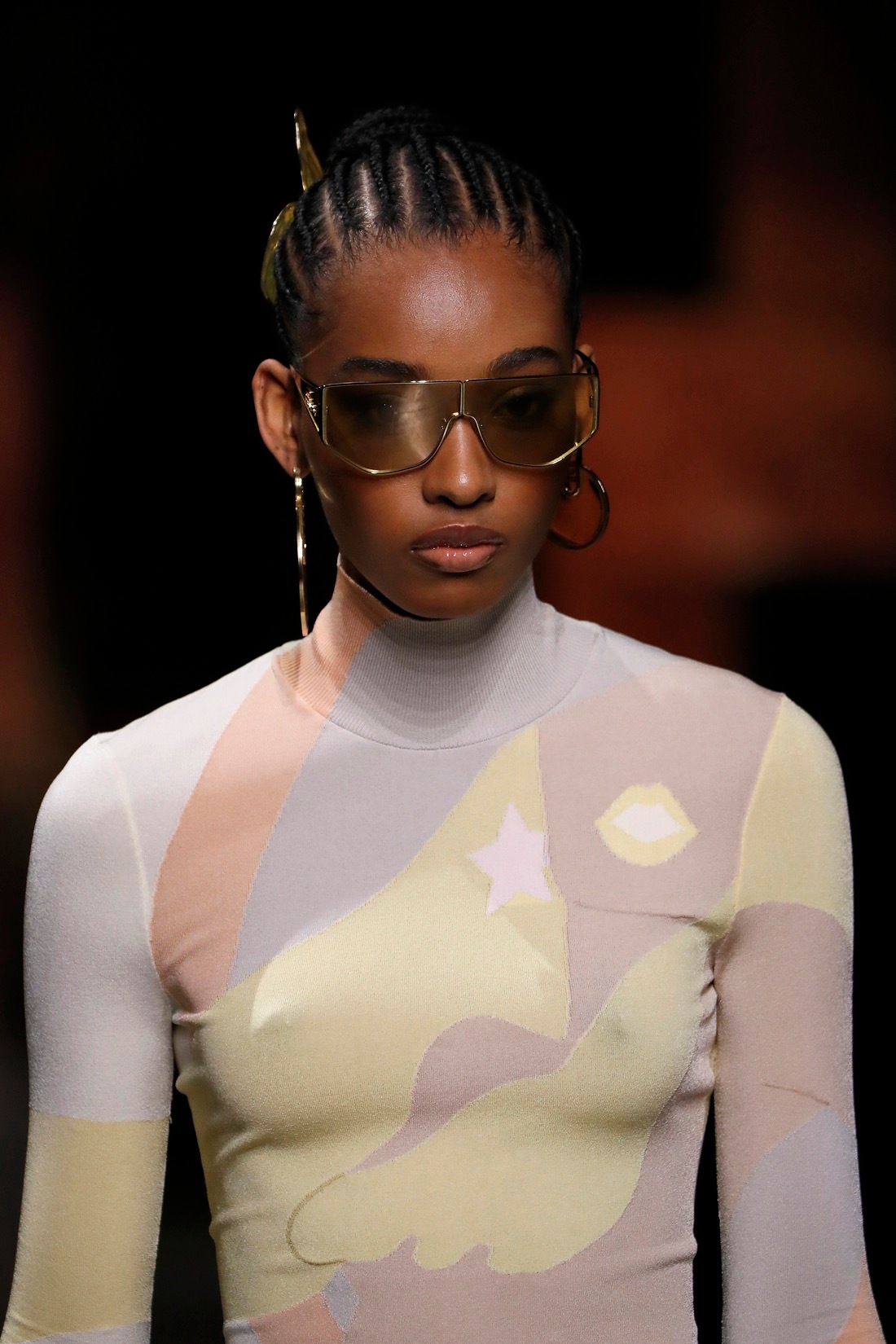 32_B_Fendi SS22_CloseUp 32_B_Fendi SS22_CloseUp