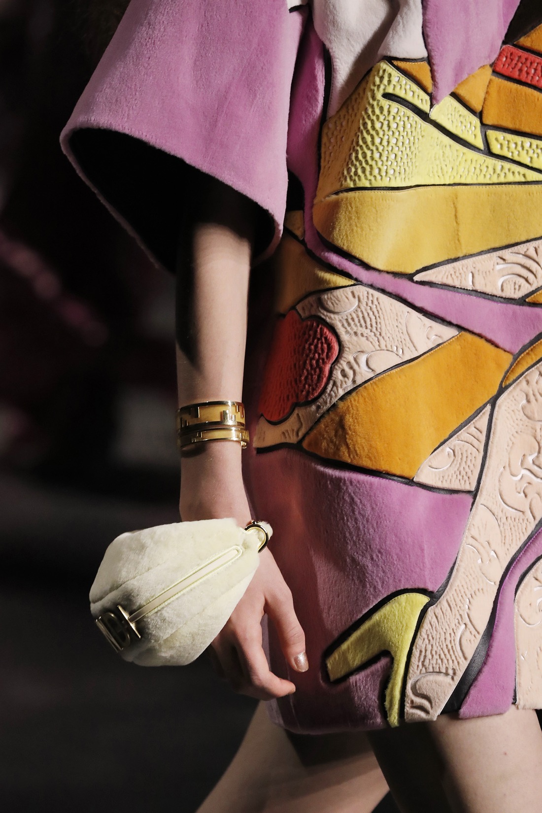 35_B_Fendi SS22_CloseUp 35_B_Fendi SS22_CloseUp