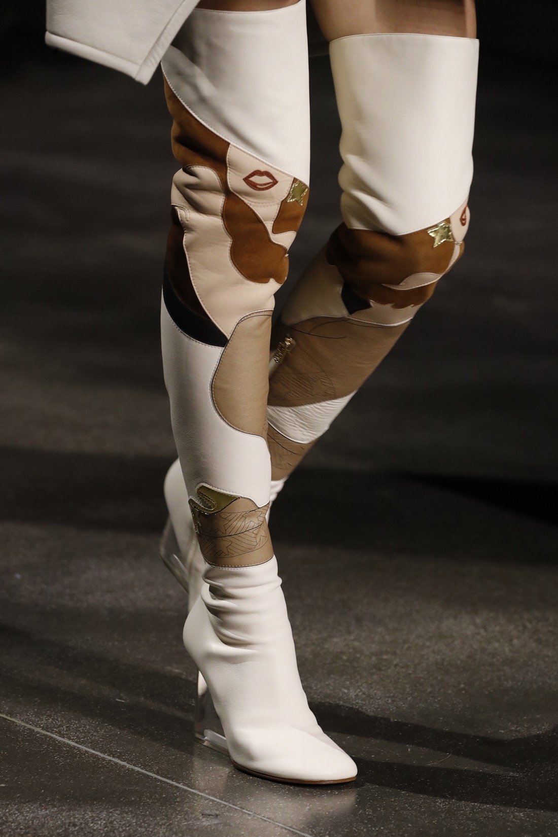 23_A_Fendi SS22_CloseUp 23_A_Fendi SS22_CloseUp