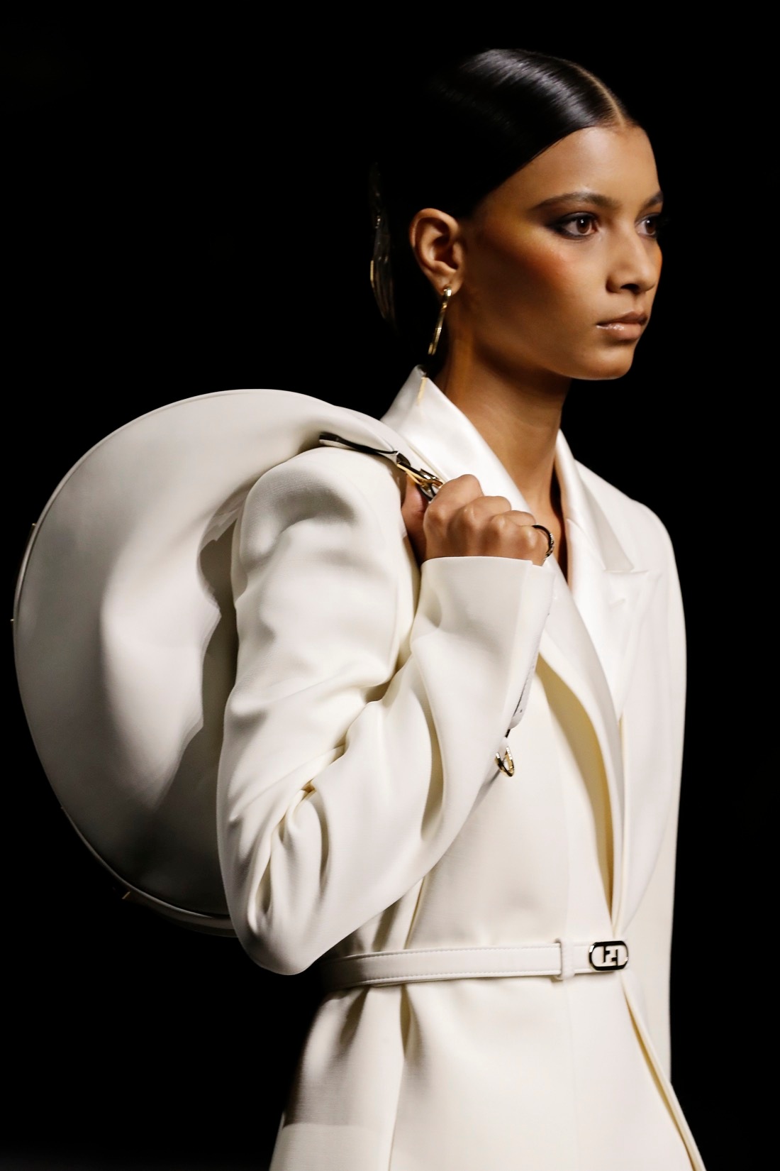 01_A_Fendi SS22_CloseUp 01_A_Fendi SS22_CloseUp