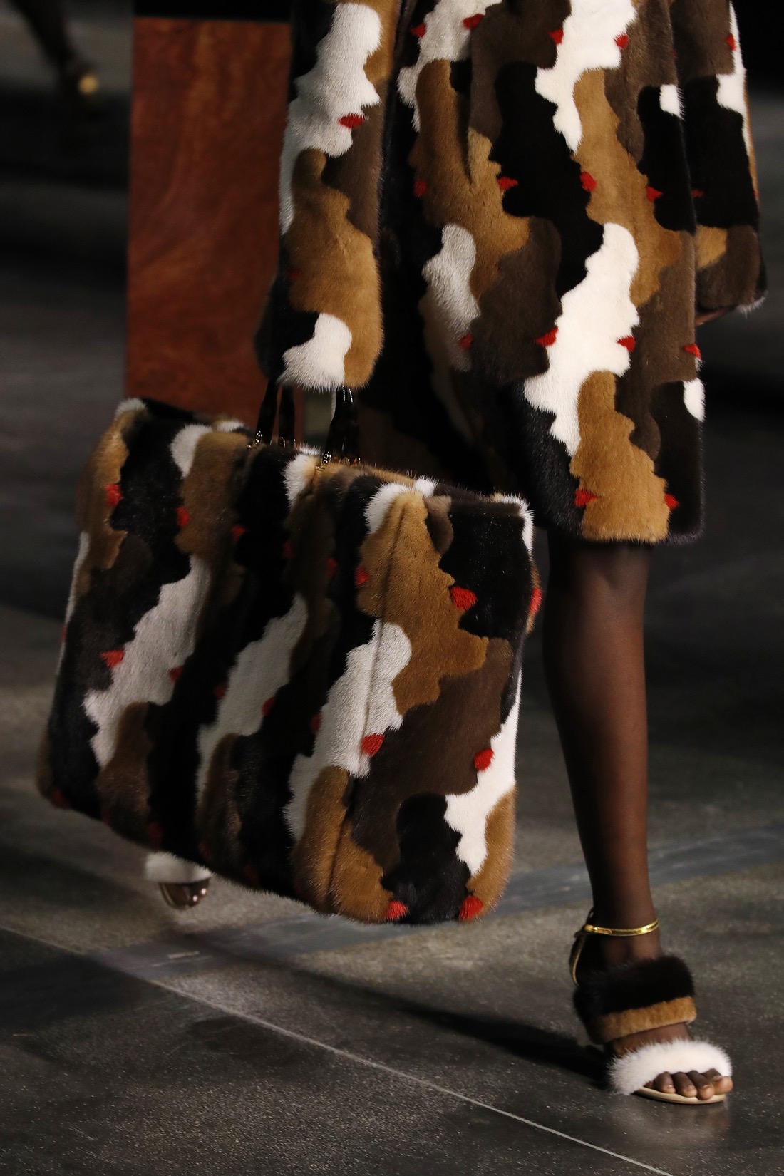 22_B_Fendi SS22_CloseUp 22_B_Fendi SS22_CloseUp