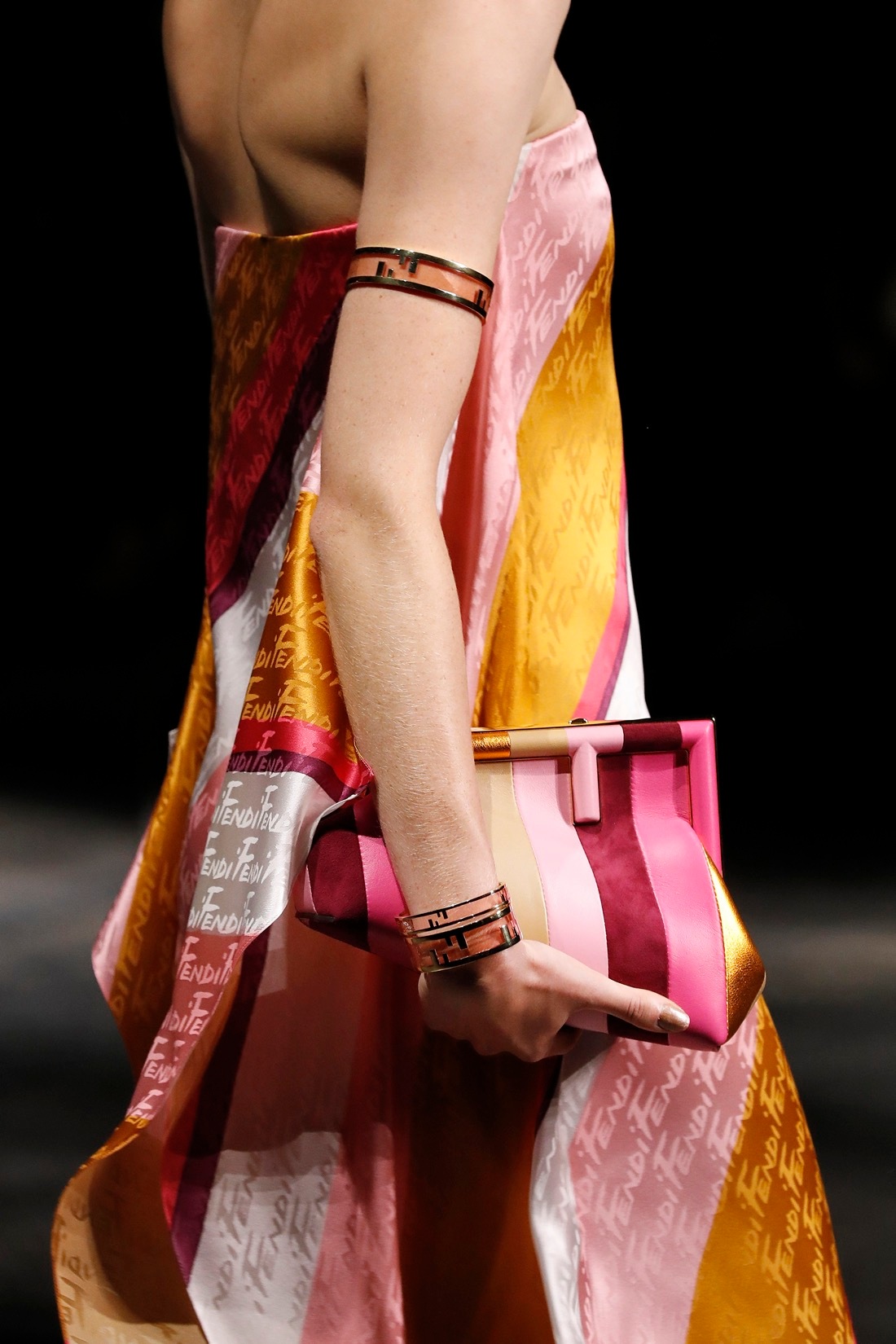 29_A_Fendi SS22_CloseUp 29_A_Fendi SS22_CloseUp