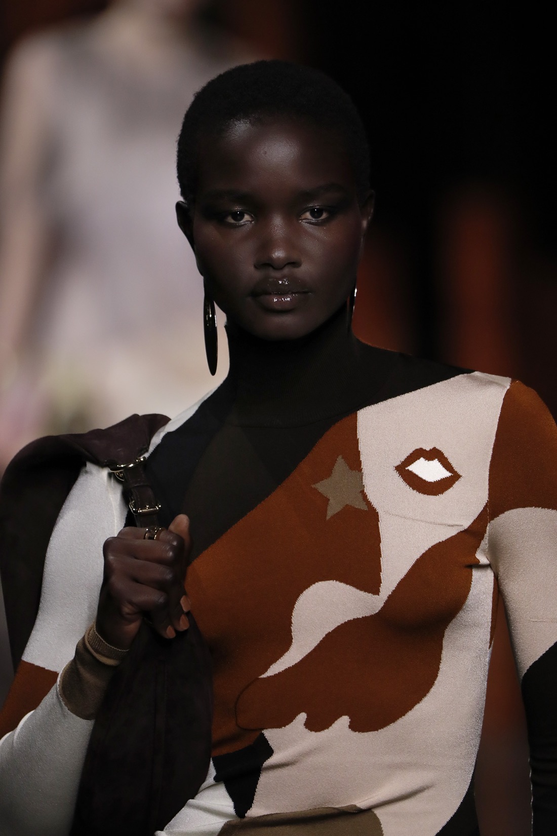 24_B_Fendi SS22_CloseUp 24_B_Fendi SS22_CloseUp