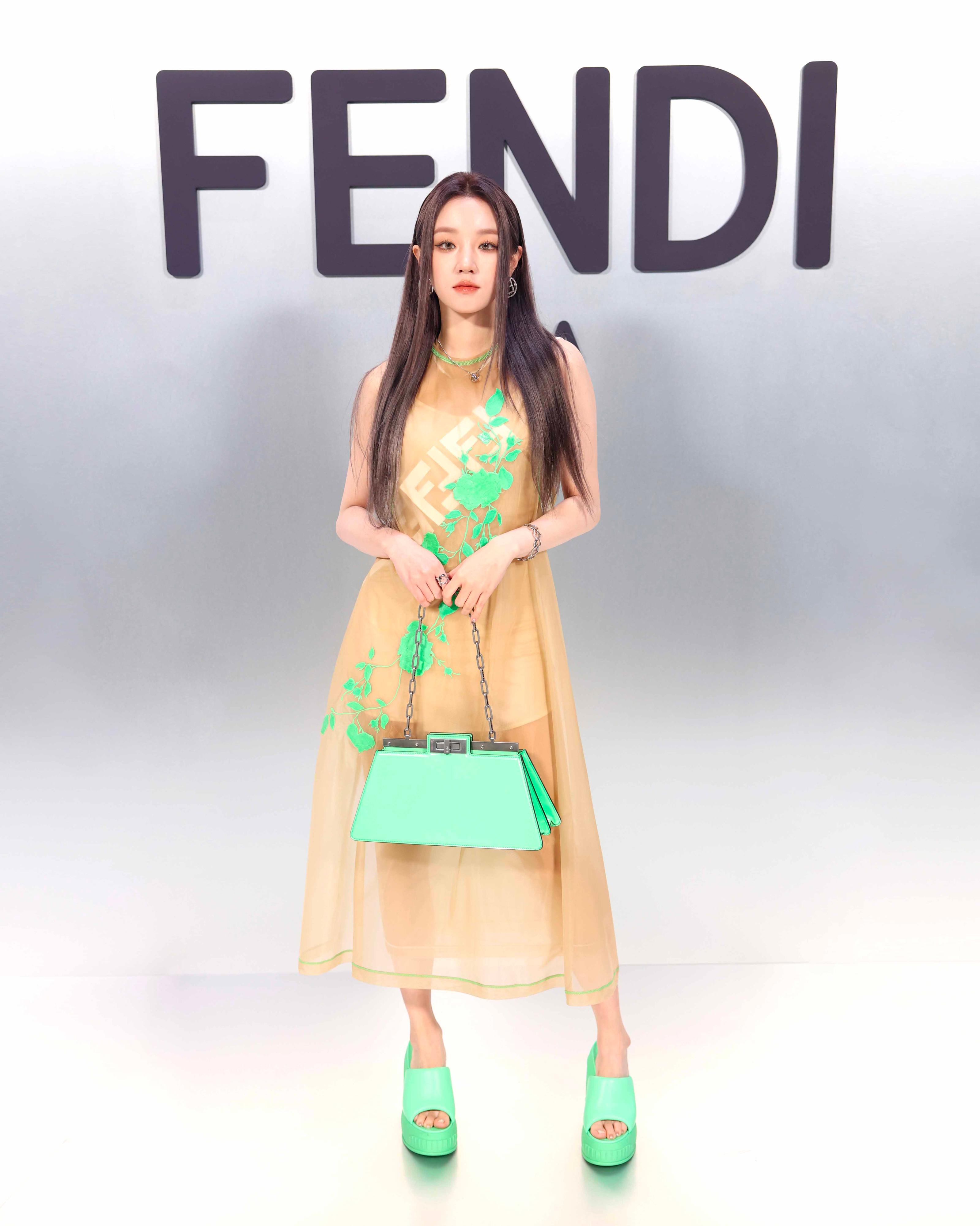 12_Song Yuqi_00 12_Song Yuqi_00