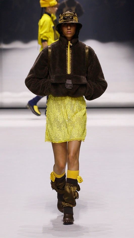 22_Fendi_25_Baguette