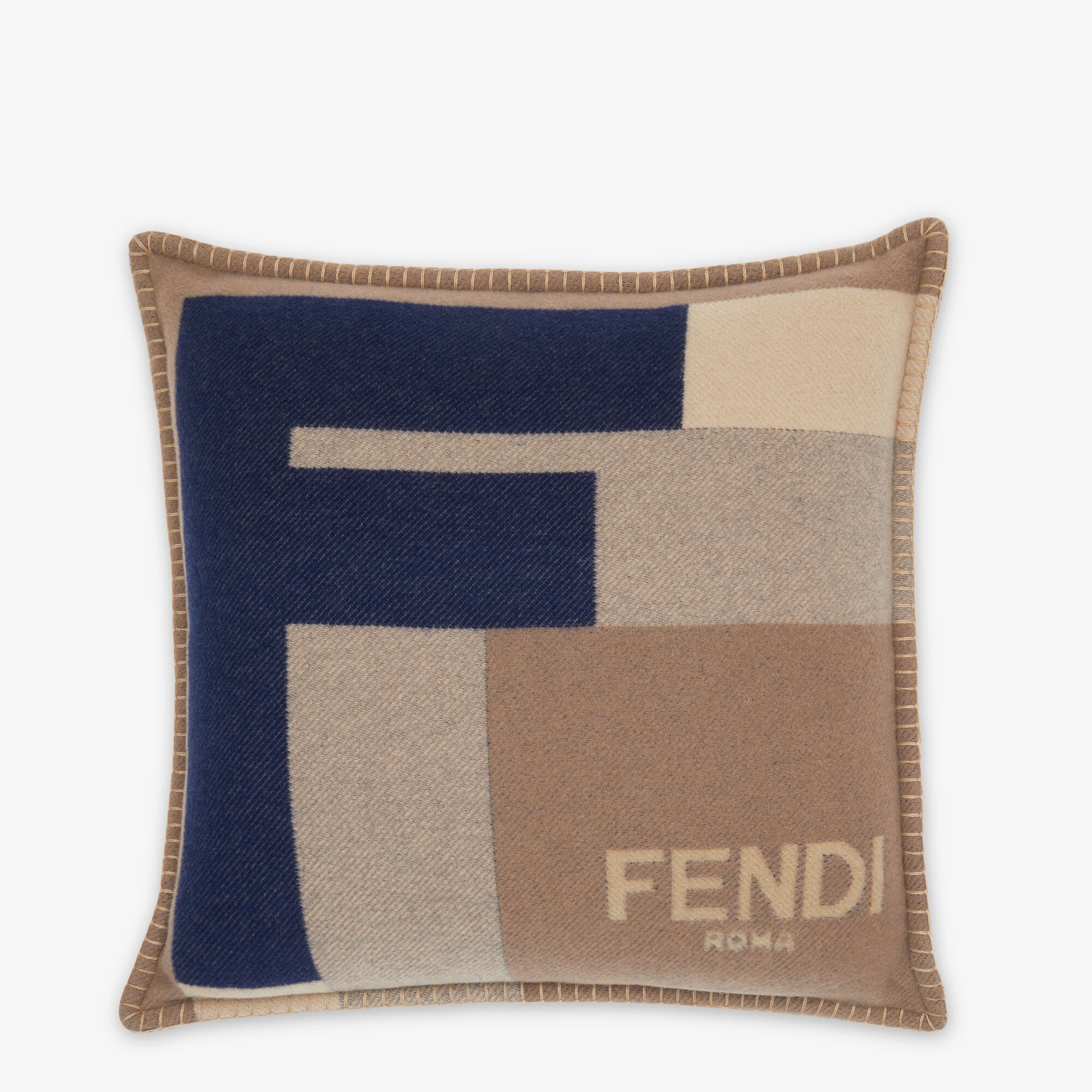 FENDI クッション　★タグ付き★　made  in ITALY【未使用品】 7AC042A921F0QA2_01?wid=2000&