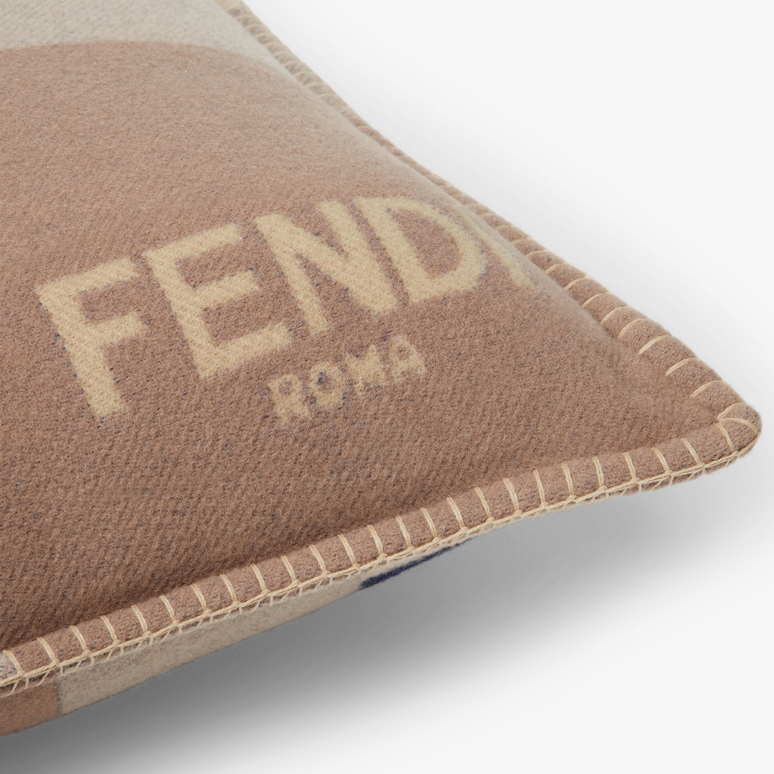 FF Cushion Wool Beige - Image 3/3