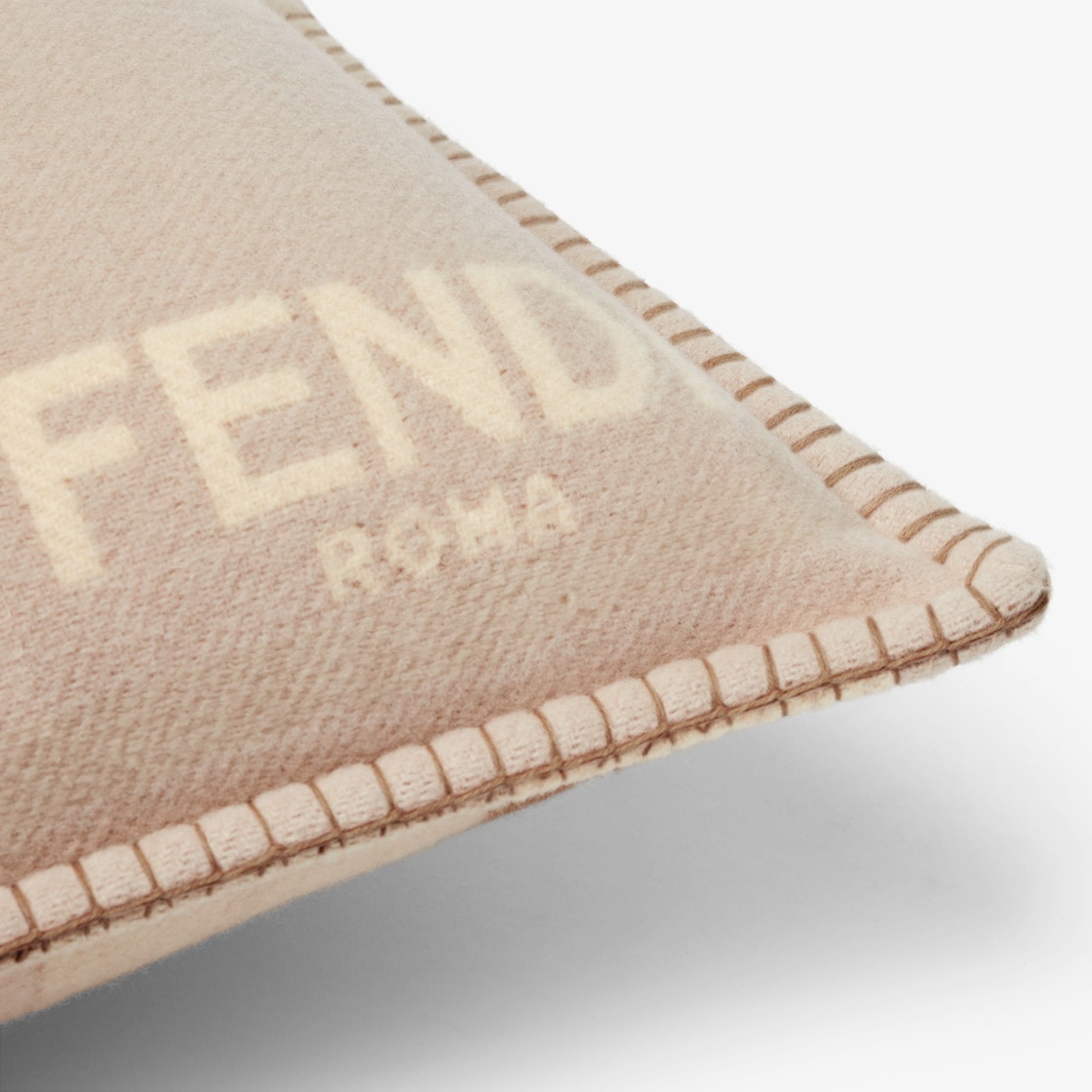 FF Cushion Wool Beige - Image 3/3