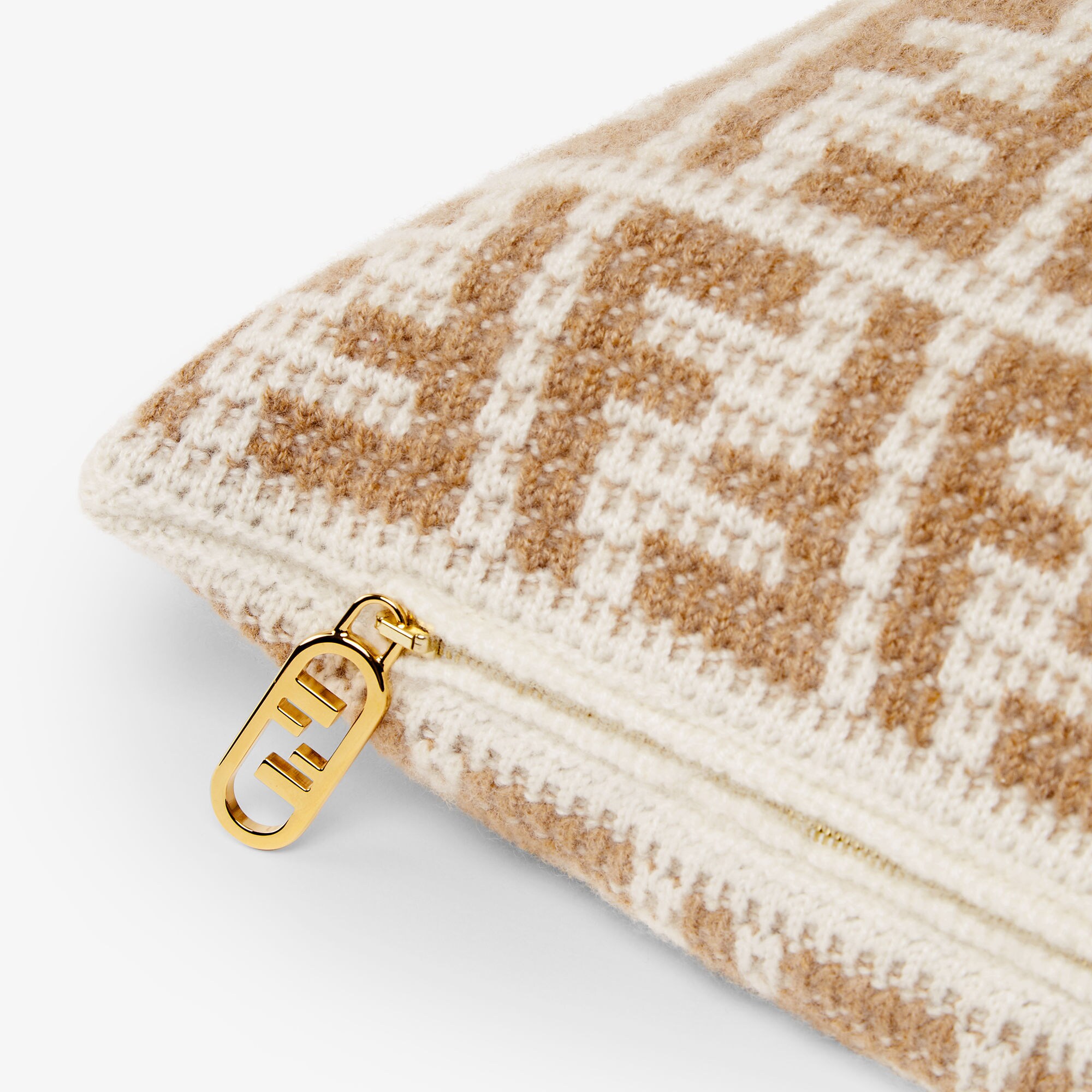 FFスクエア クッション ベージュ | Fendi