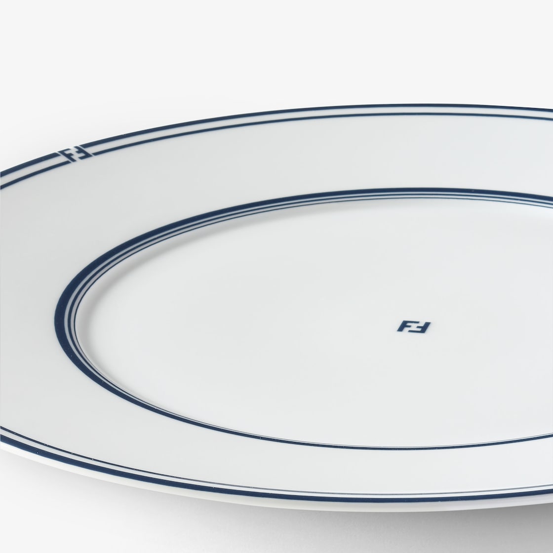 Set of Two FF Dinner Plates Porcelain Multicolour - Image 4/4