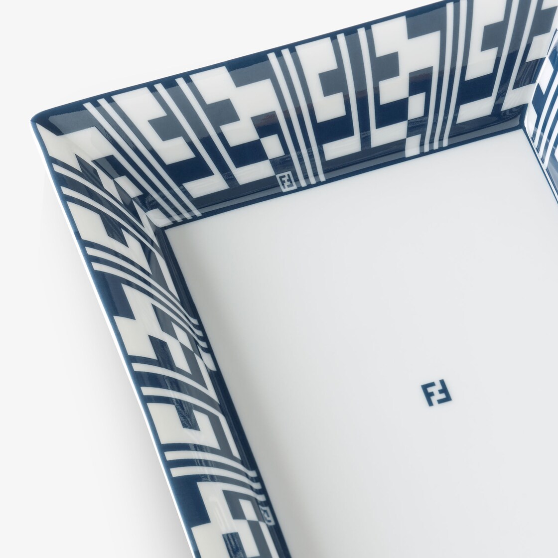 Medium FF Pocket Emptier Porcelain Multicolour - Image 3/3
