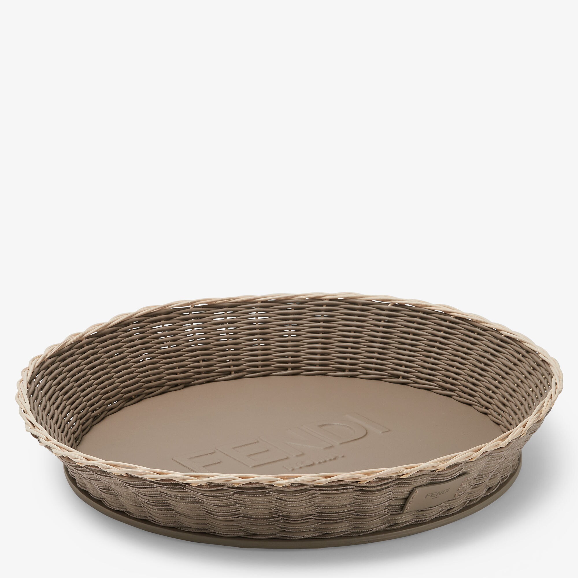 7AC225ASGJF1QVR_01?wid=2000&