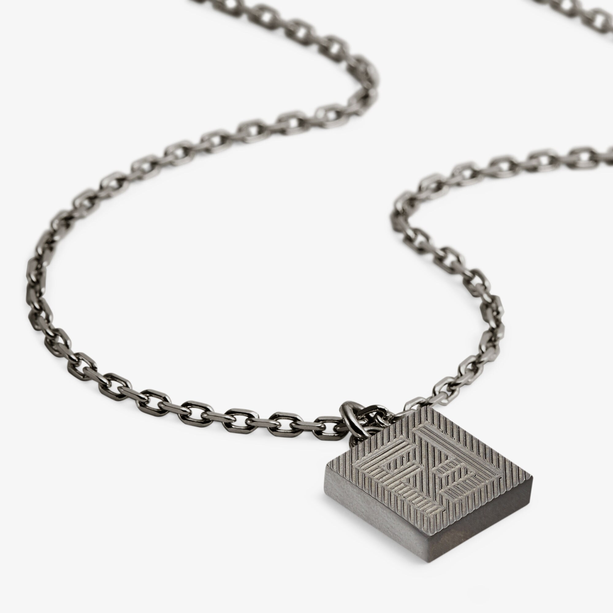 フェンディ シャドー ネックレス ルテニウム仕上げ ブラック | Fendi フェンディ シャドー ネックレス ルテニウム仕上げ ブラック | Fendi
