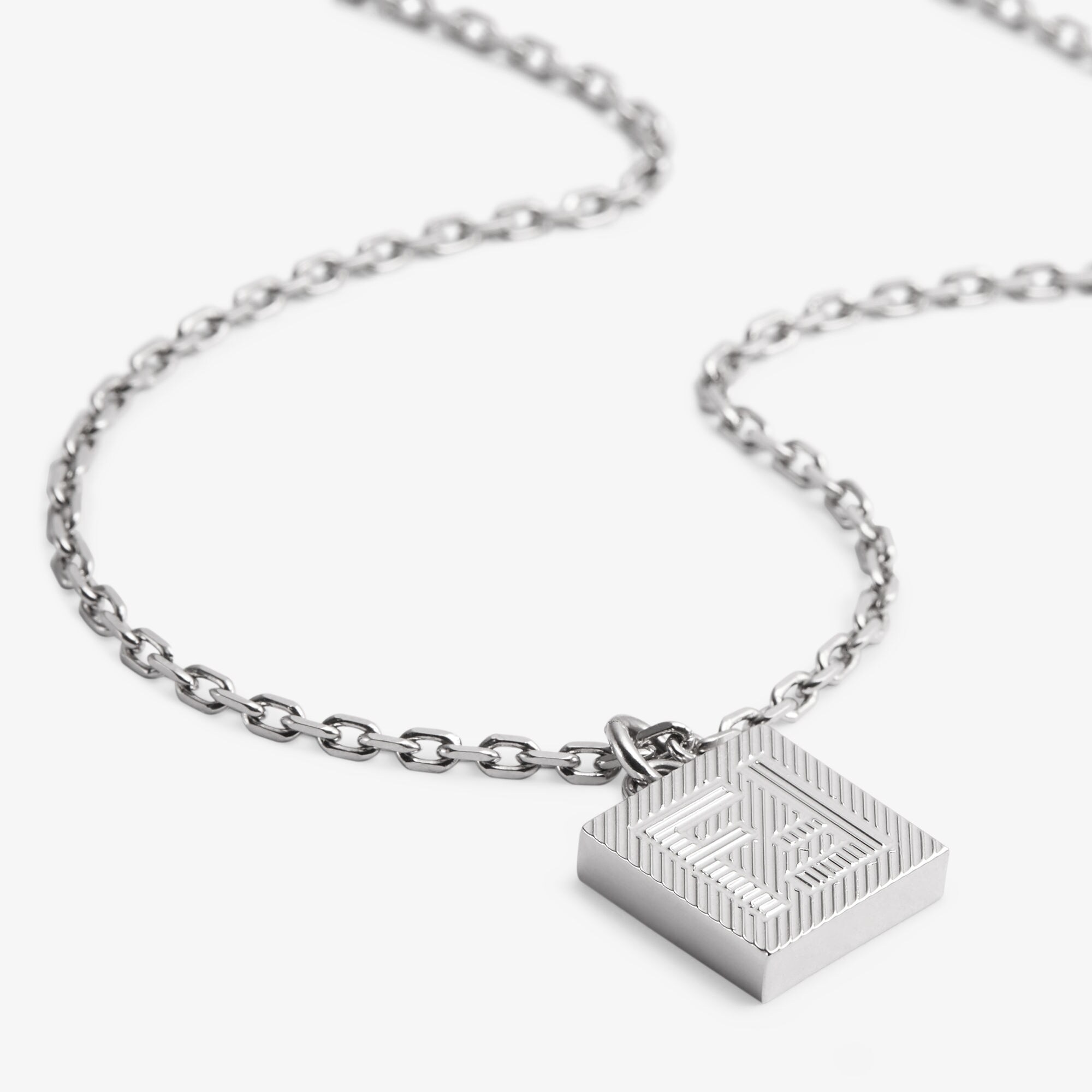 Fendi Pendant Necklace (Textured) hot v2