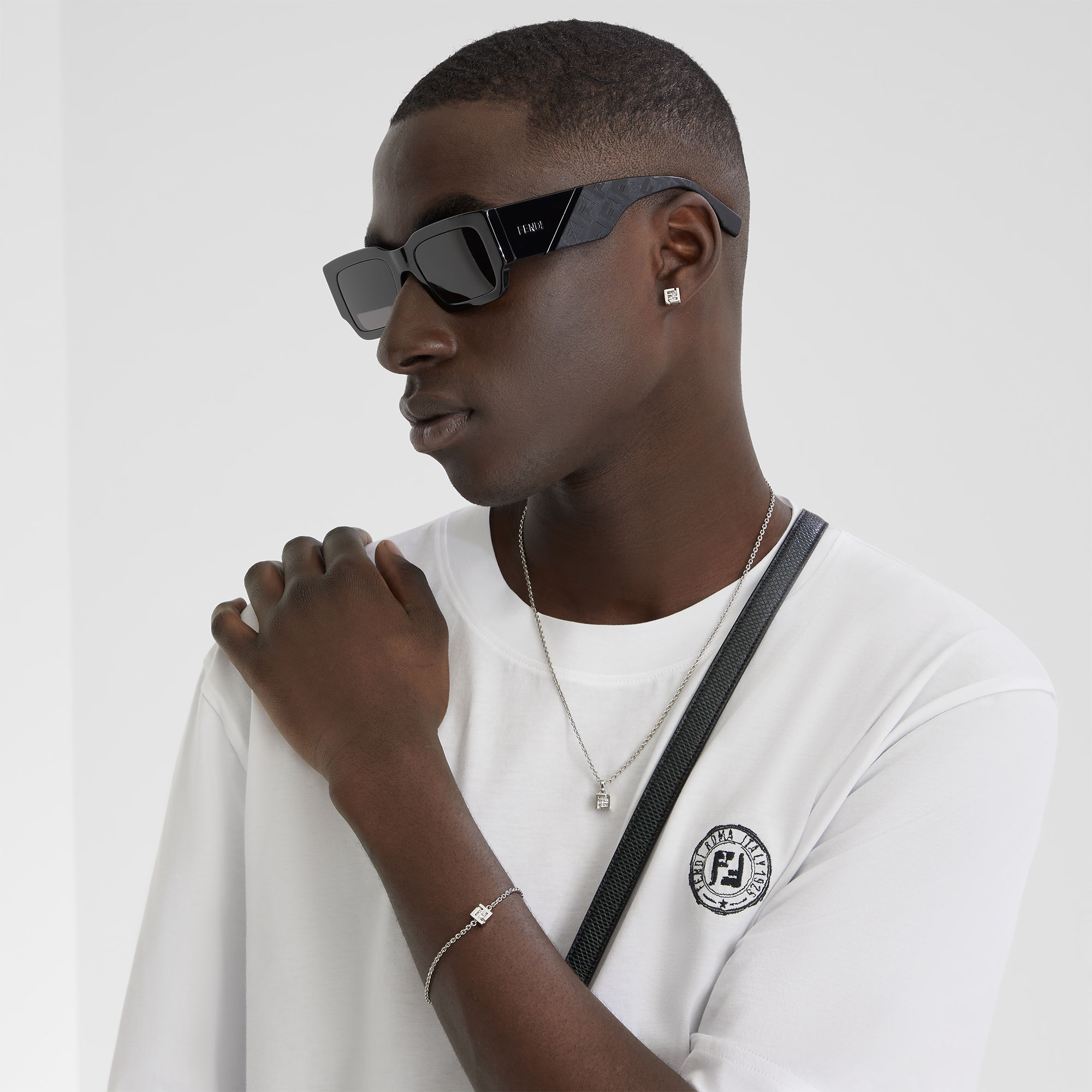 フェンディ シャドー ブレスレット シルバー仕上げ シルバー | Fendi