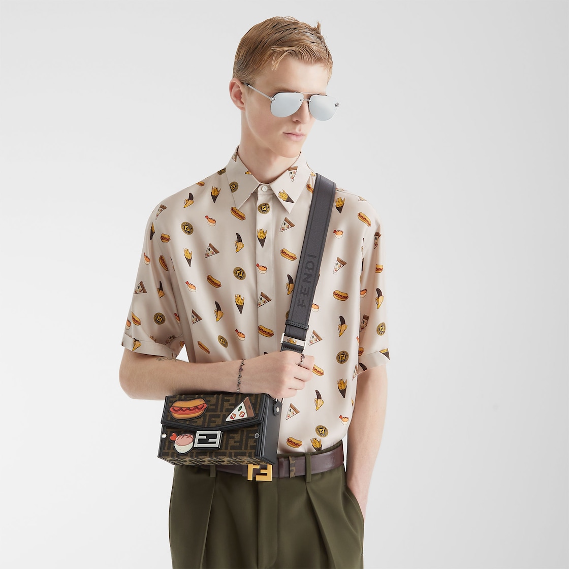 メンズ デザイナー ブレスレット | FENDI JP メンズ デザイナー ブレスレット | FENDI JP