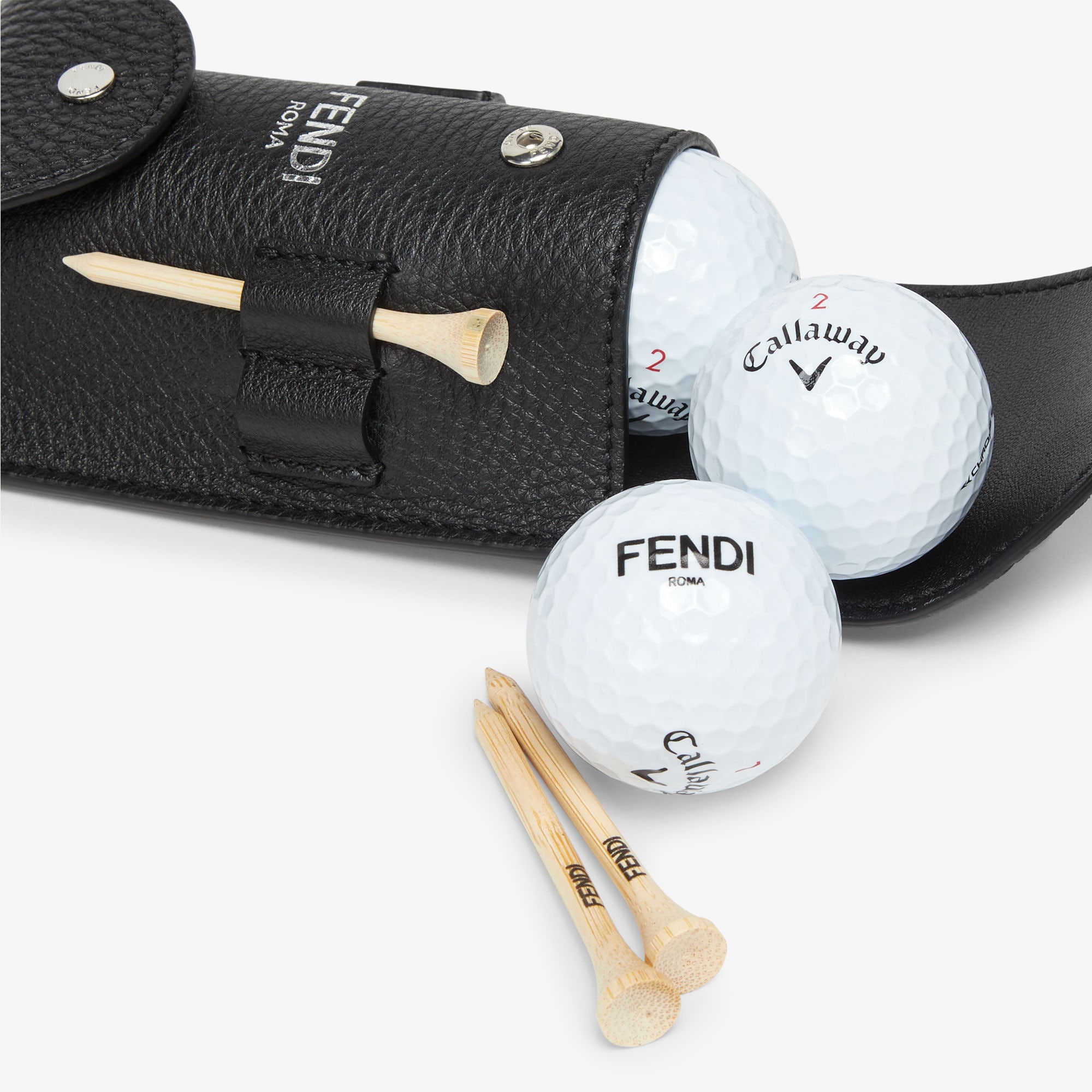 セレリア ゴルフボール ケース カーフレザー ブラック | Fendi セレリア ゴルフボール ケース カーフレザー ブラック | Fendi