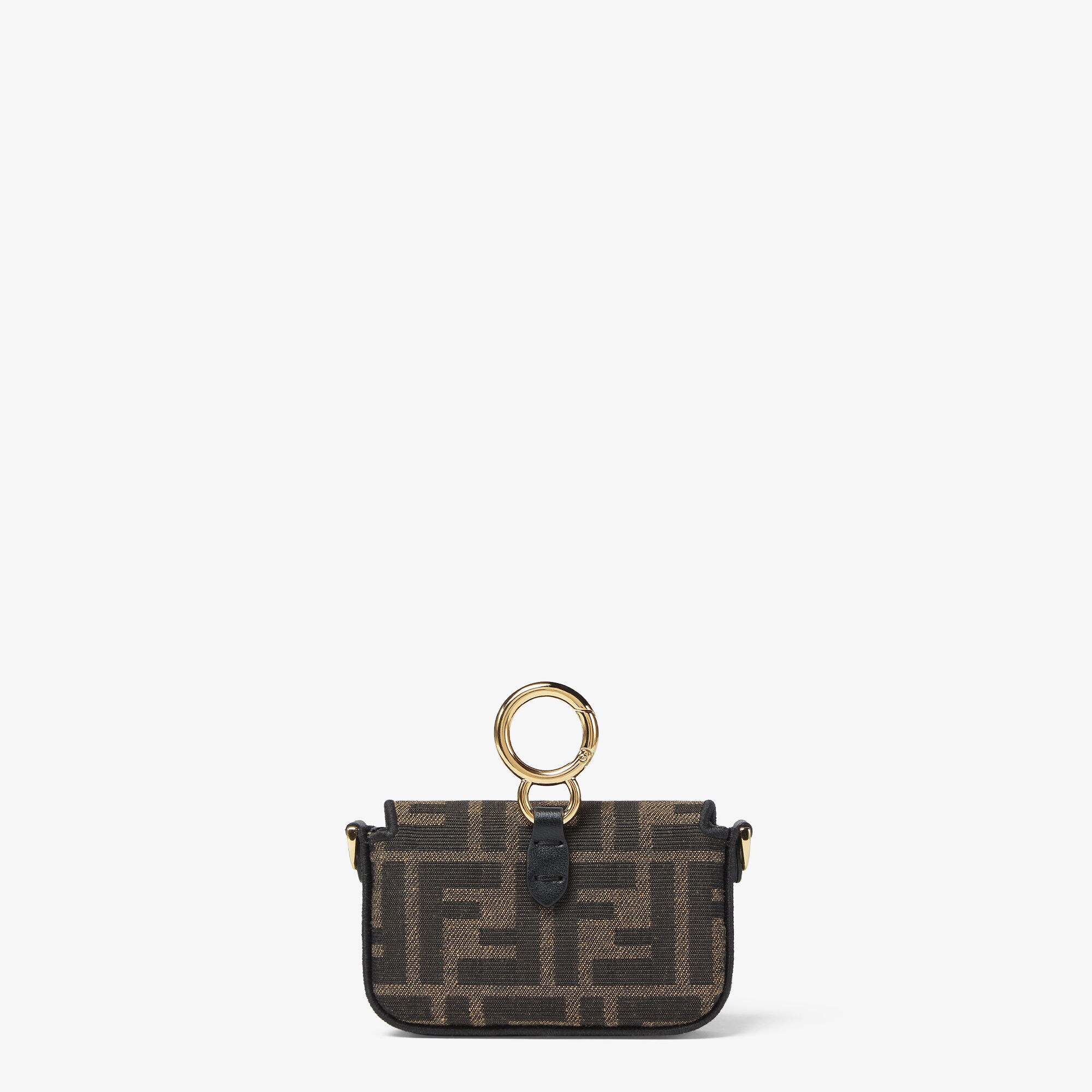 ナノ バゲット チャーム ファブリック ブラウン | Fendi
