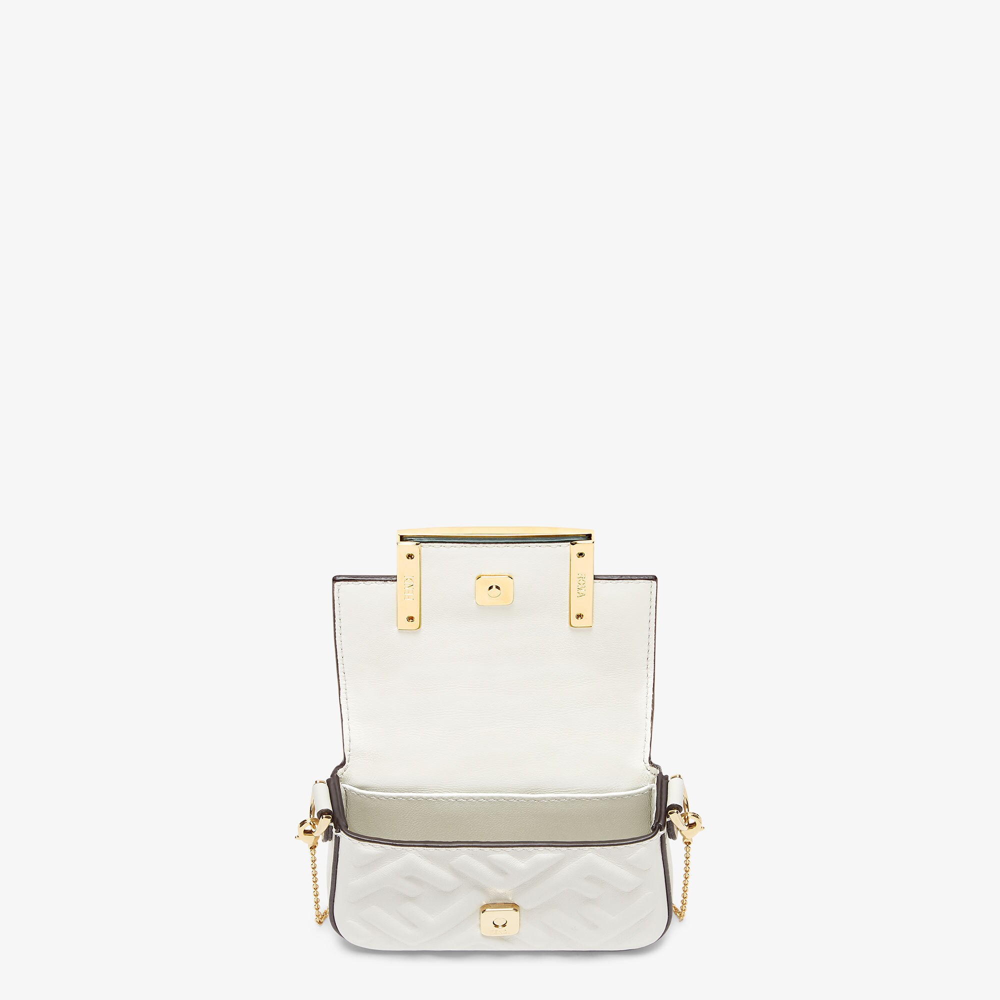 OUTLET【FENDI】WHITE☆ロゴ シープスキン Nano チャームバッグ OUTLET【FENDI】WHITE☆ロゴ シープスキン Nano チャームバッグ