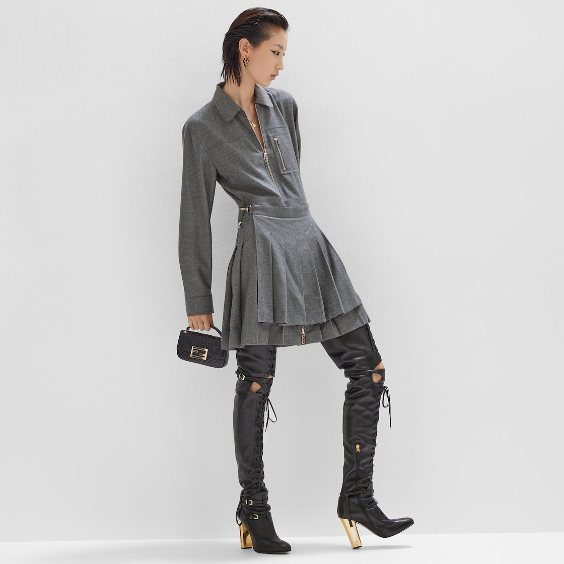 バゲット フォンポーチ レザー ブラック | Fendi バゲット フォンポーチ レザー ブラック | Fendi