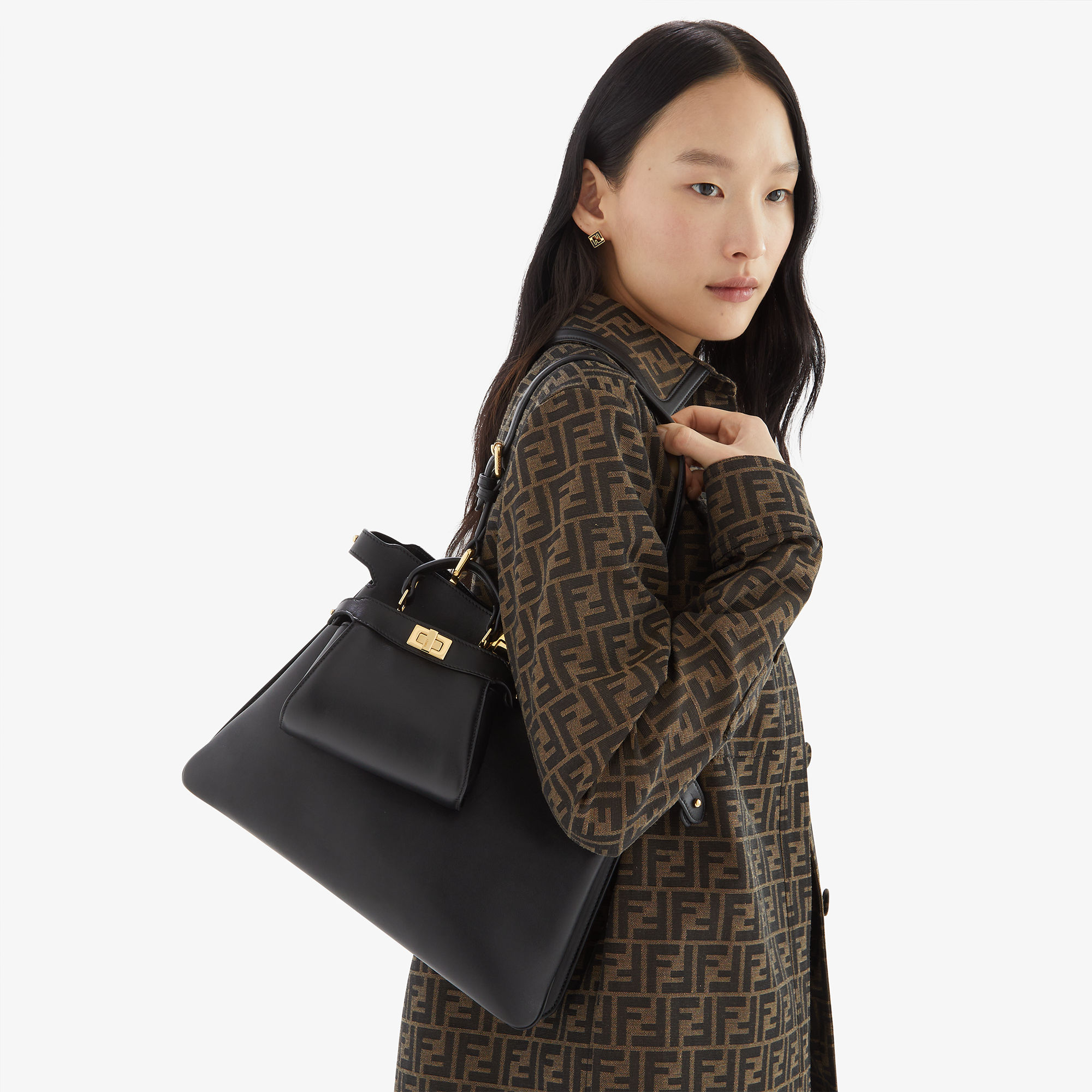 ナノ ピーカブー レザー ブラック | Fendi ナノ ピーカブー レザー ブラック | Fendi