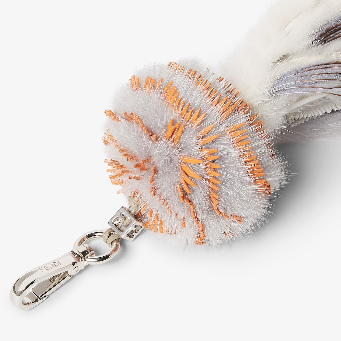 ウィメンズ デザイナー チャーム・バッグ アクセサリー | FENDI JP ウィメンズ デザイナー チャーム・バッグ アクセサリー | FENDI JP