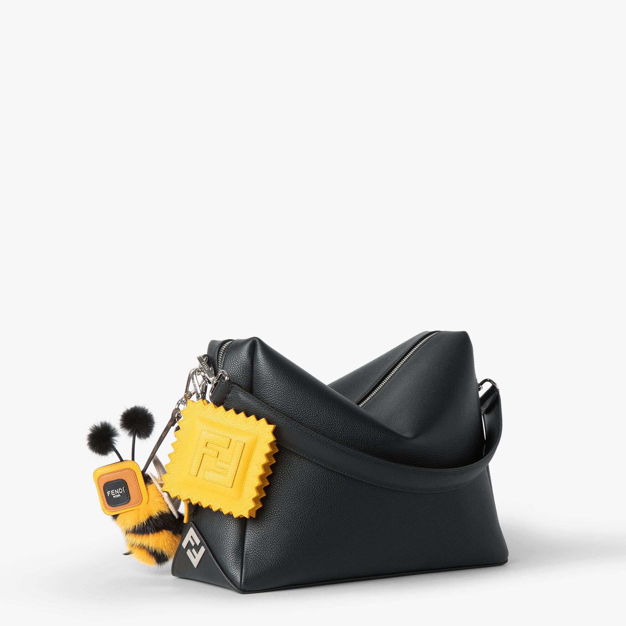 ムラ　ホリデーラッピング、チャーム付き 40%OFF】CELLARRICH セラリッチ がまぐち ウォレット 小 “BABS