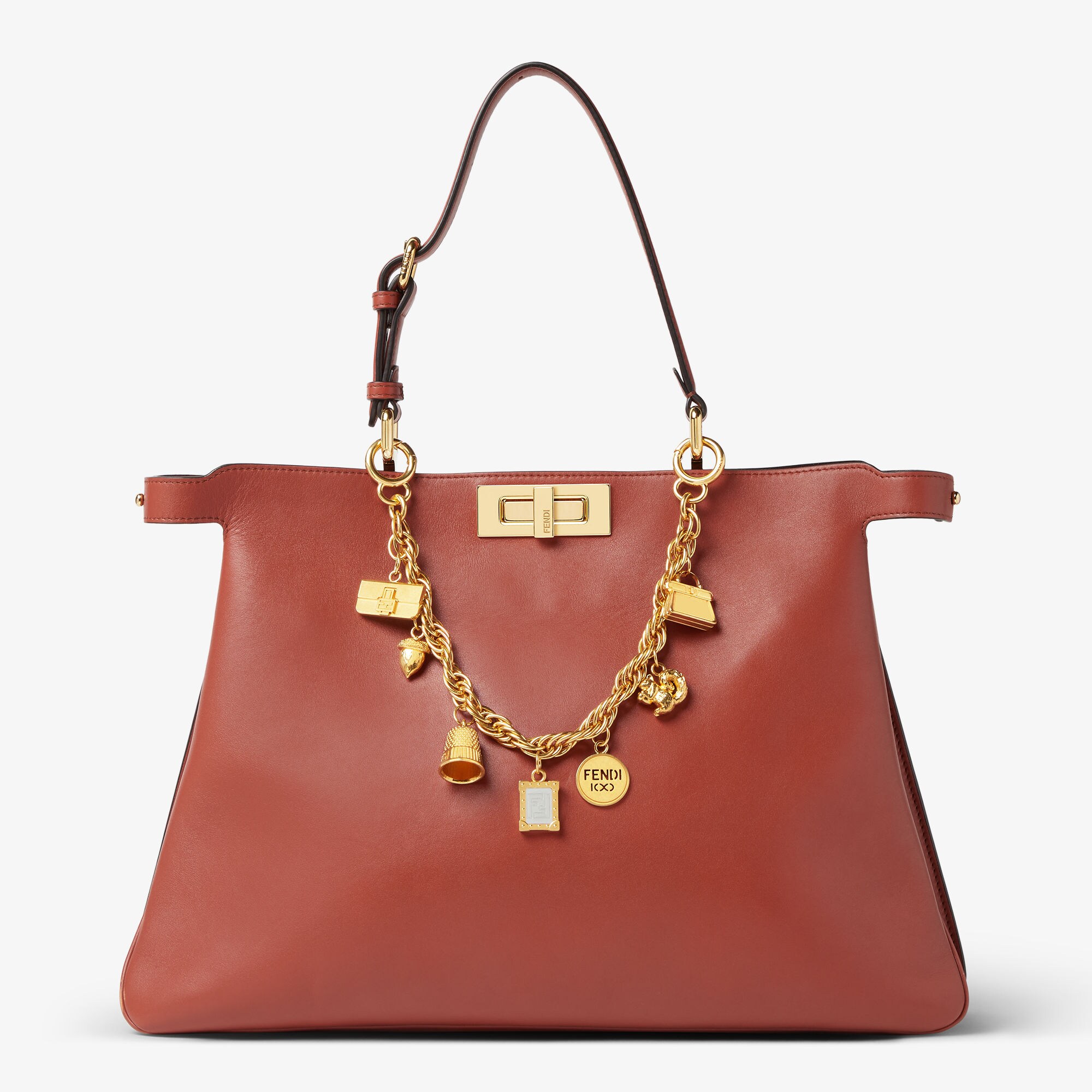 ◾️極美品希少◾️ FENDI ファー　チャーム　ゴールドロゴ 即発 FENDI モンスター ファー バッグチャーム キーホルダー 黄