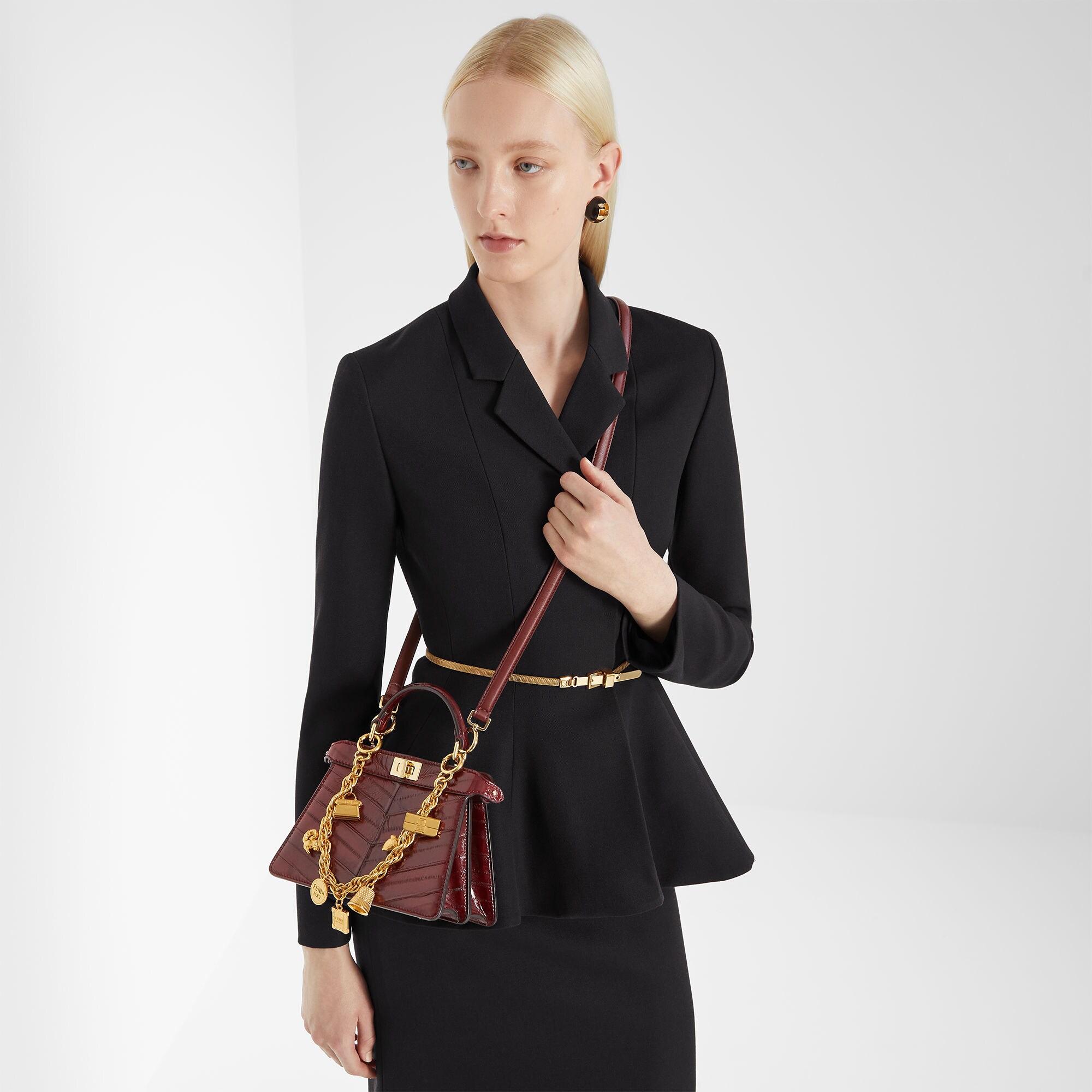 ⭐*︎様 超美品　FENDI　フェンディ　ゴールド　チェーン　ベルト FFベルト ゴールド仕上げ ゴールド | Fendi