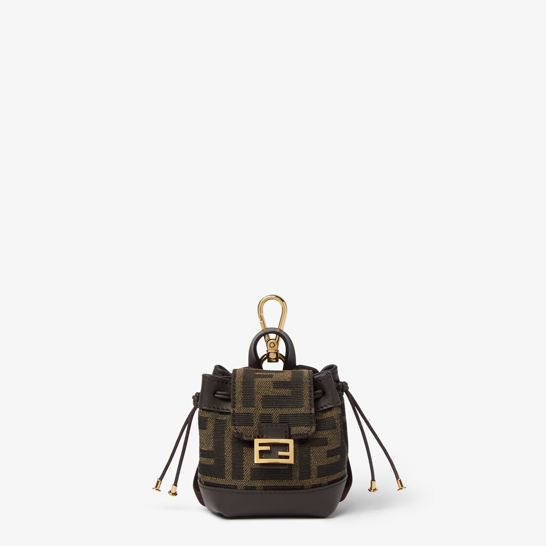 قلادة صغيرة على شكل حقيبة ظهر بحجم نانو