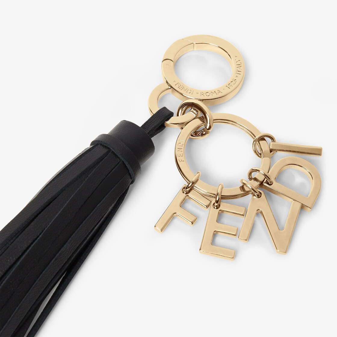 قلادة صغيرة Fendi Letters