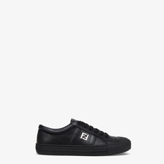 Fendi Domino Leather Low-top Sneakers In Black