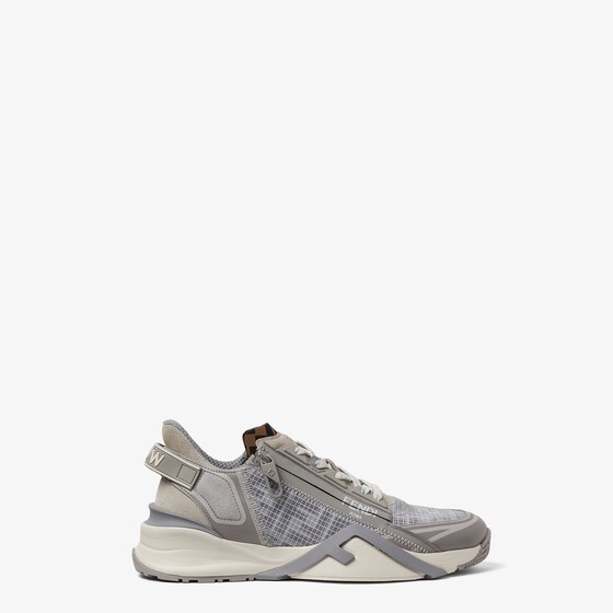 Slip-on trainers with elasticated laces, side zip