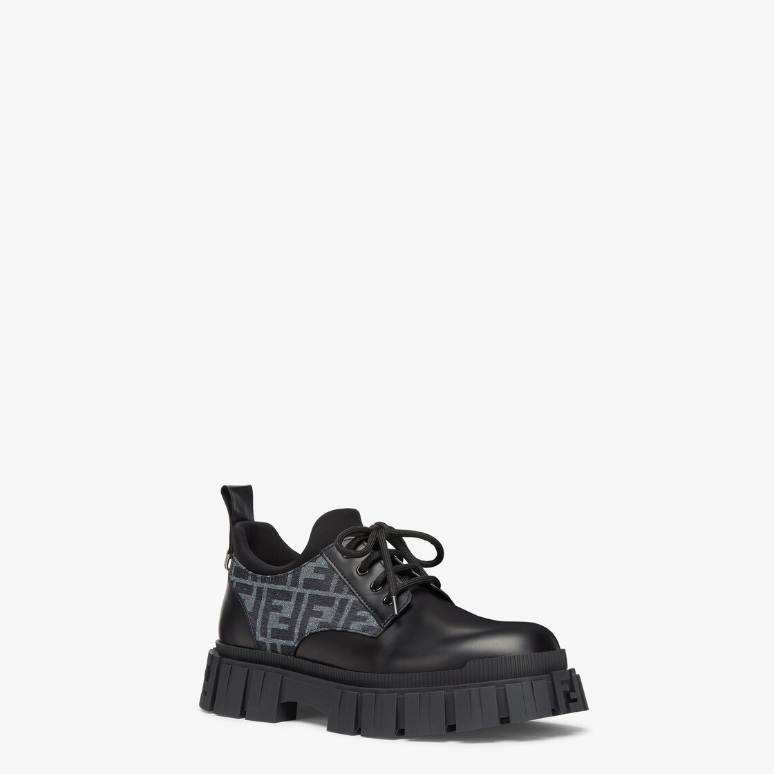 حذاء برباط Fendi Force