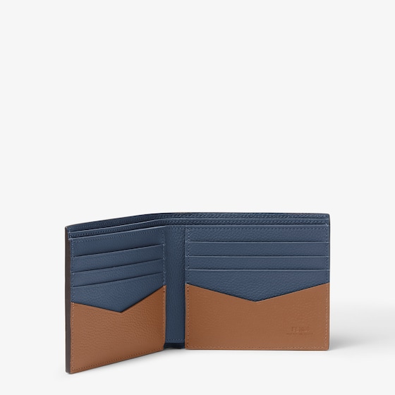 Fendi Wallet with eight interior card slots and two compartments | Thumbnail 2