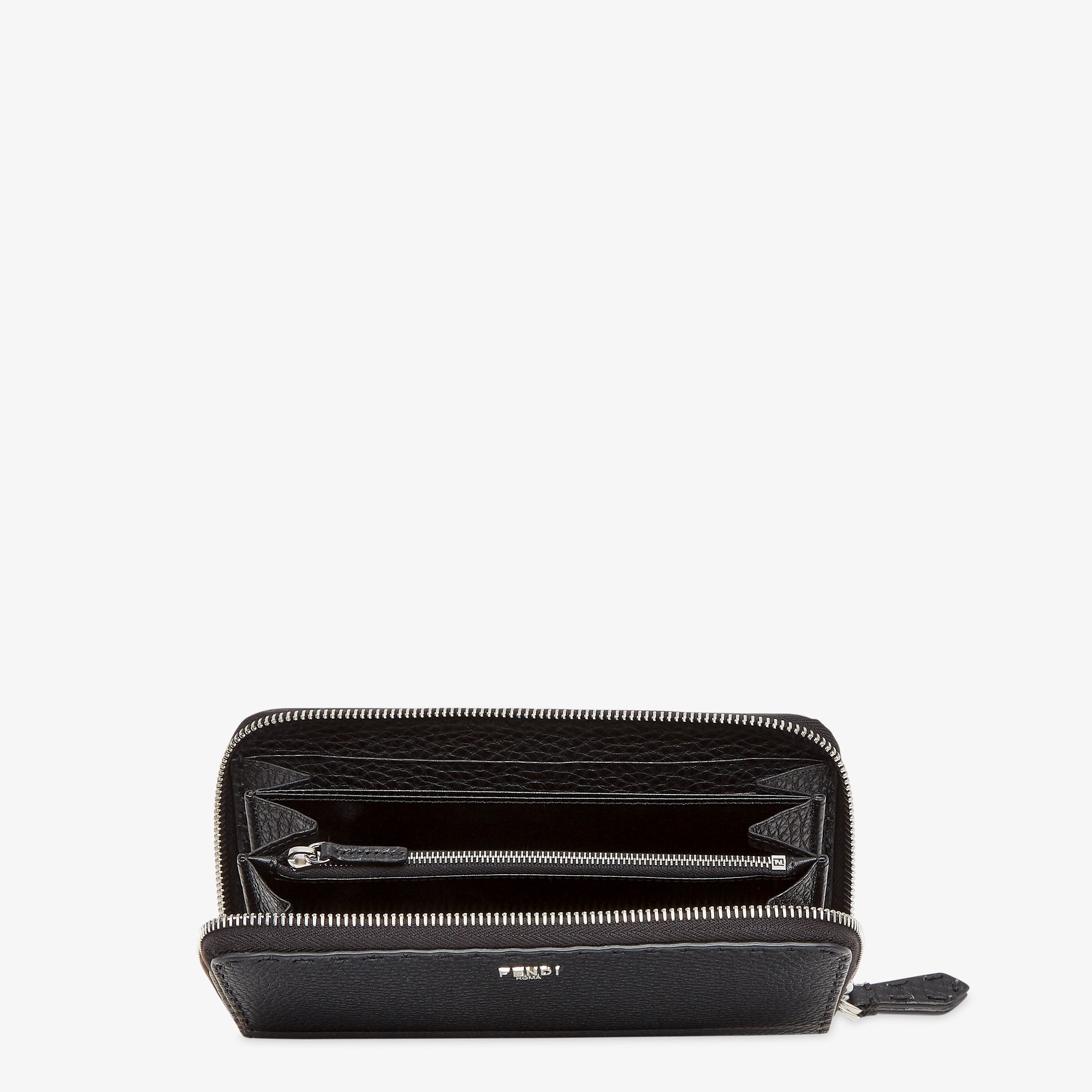 Fendi セレリア長財布