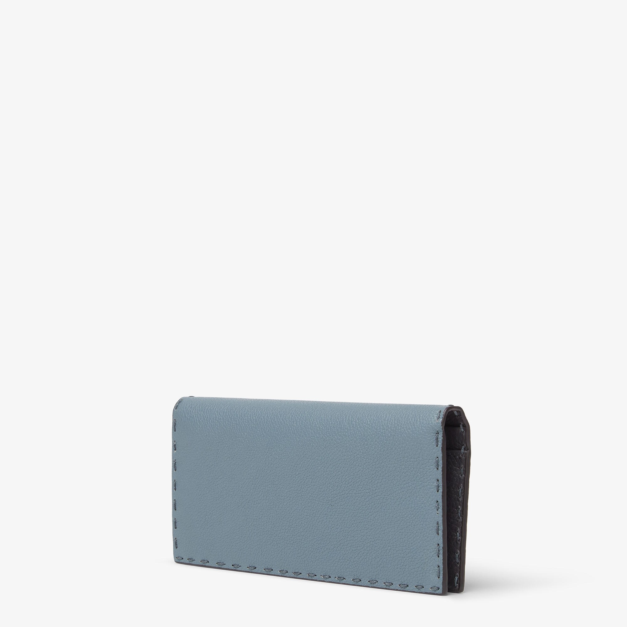 セレリア 財布 カーフレザー ライトブルー | Fendi