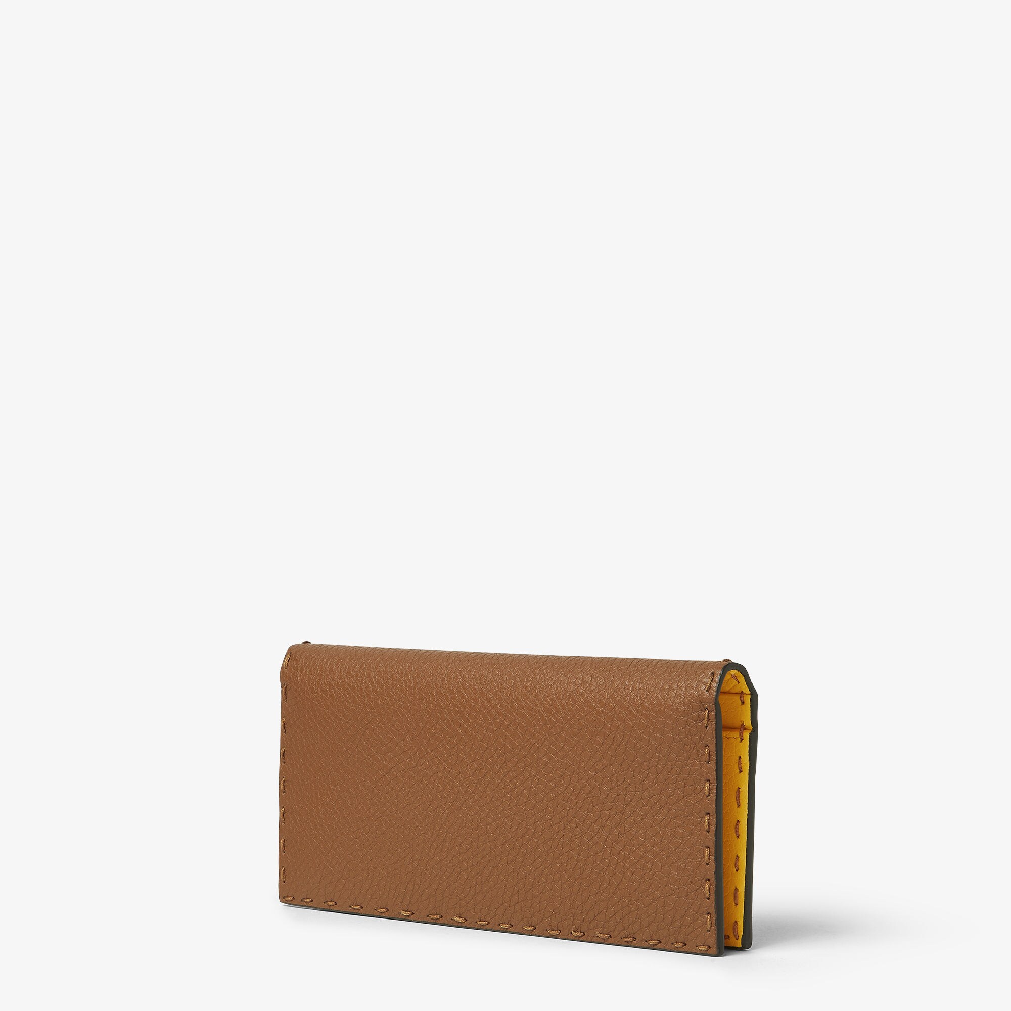 FENDI セレリア 革手縫いステッチタイトSK42号　微パールベージュオレンジ セレリア 財布 カーフレザー ブラウン | Fendi