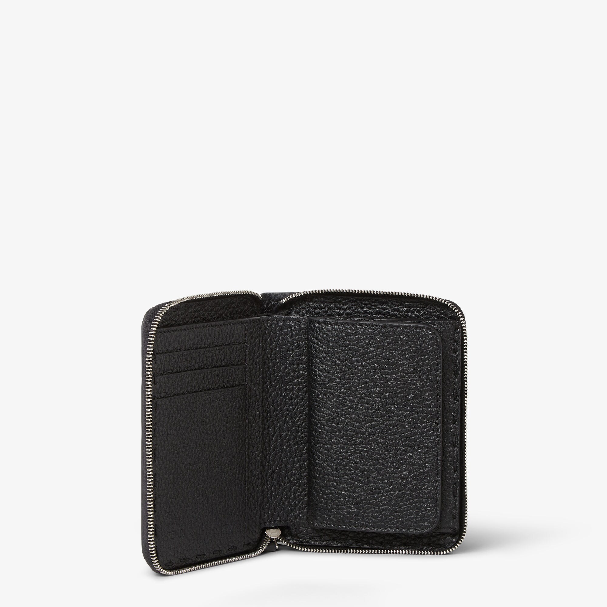 セレリア ジップ付き財布 カーフレザー ブラック | Fendi