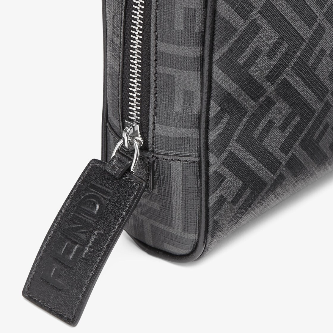 Fendi 2025 wash bag