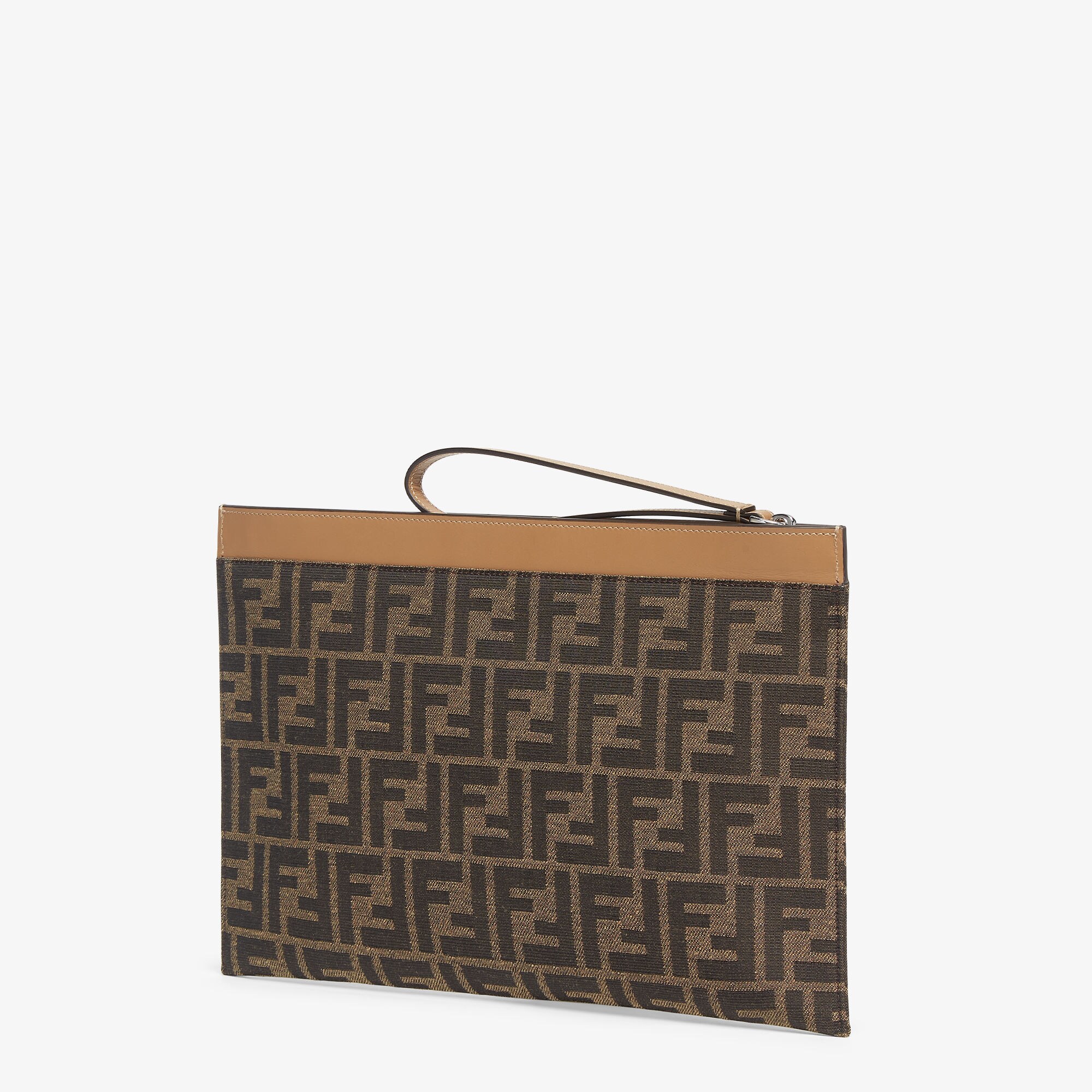 未使用級 FENDI FFフラット スリム クラッチバッグ ズッカ