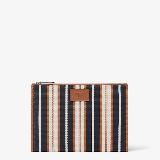 Fendi Signature Flat Pouch Medium In Red