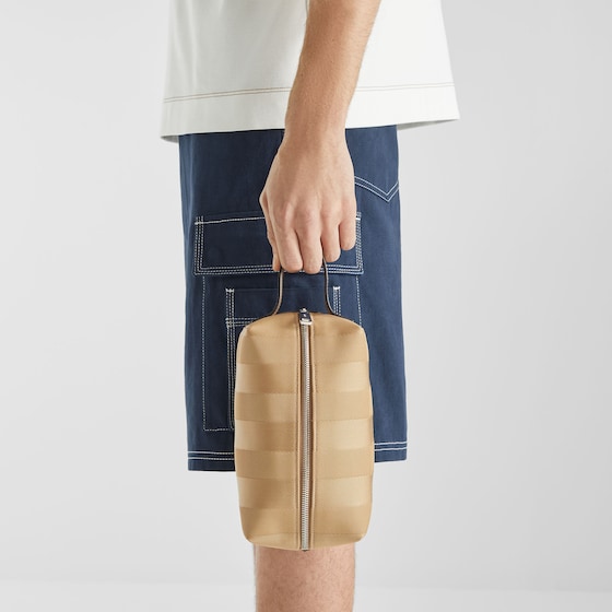 Fendi Lui Toiletry Bag | Thumbnail 4