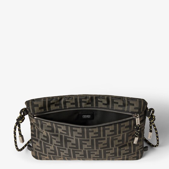 Fendi Ff Light Pouch Medium | Thumbnail 3