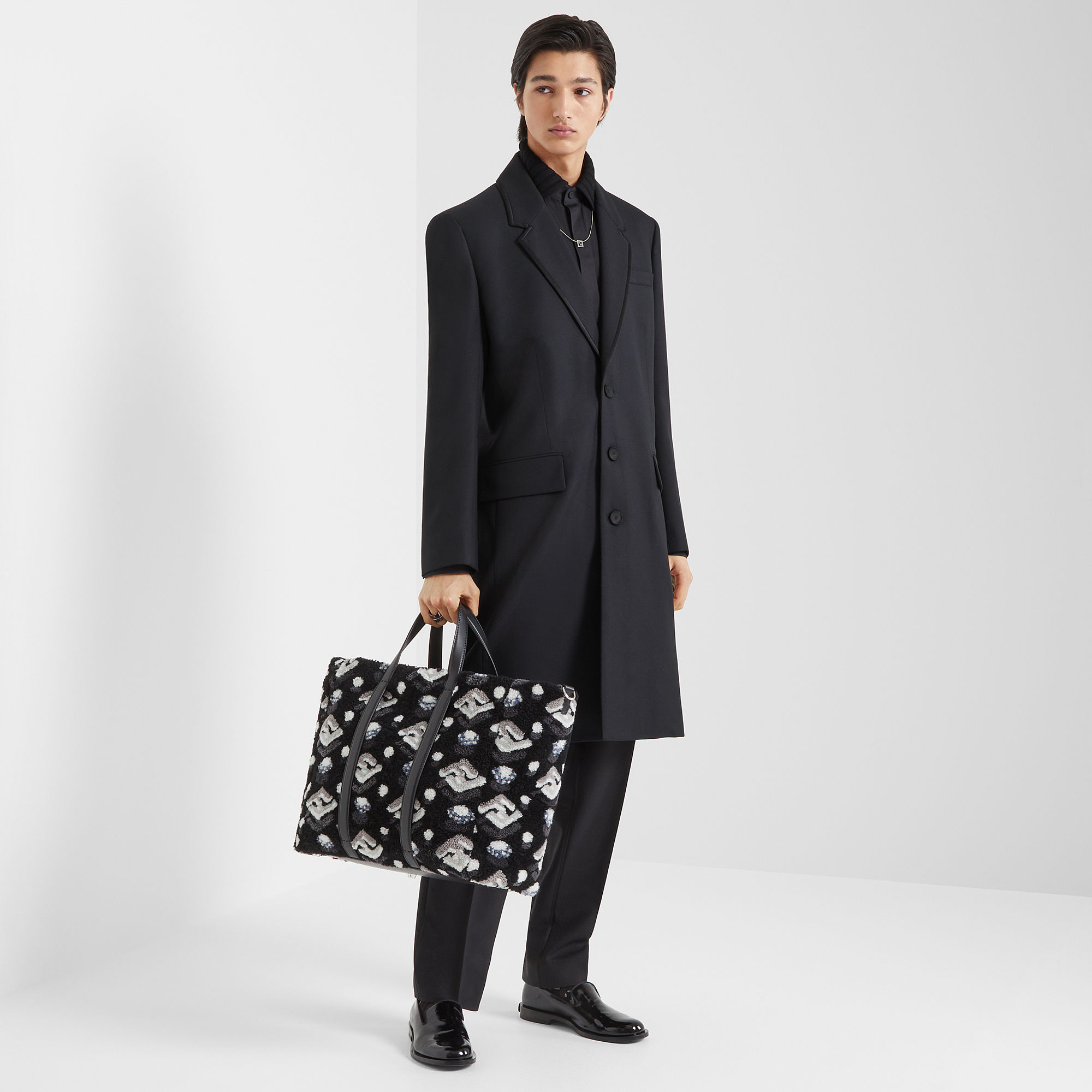 Fendi公式 メンズ トート バッグ フェンディ公式オンラインストア