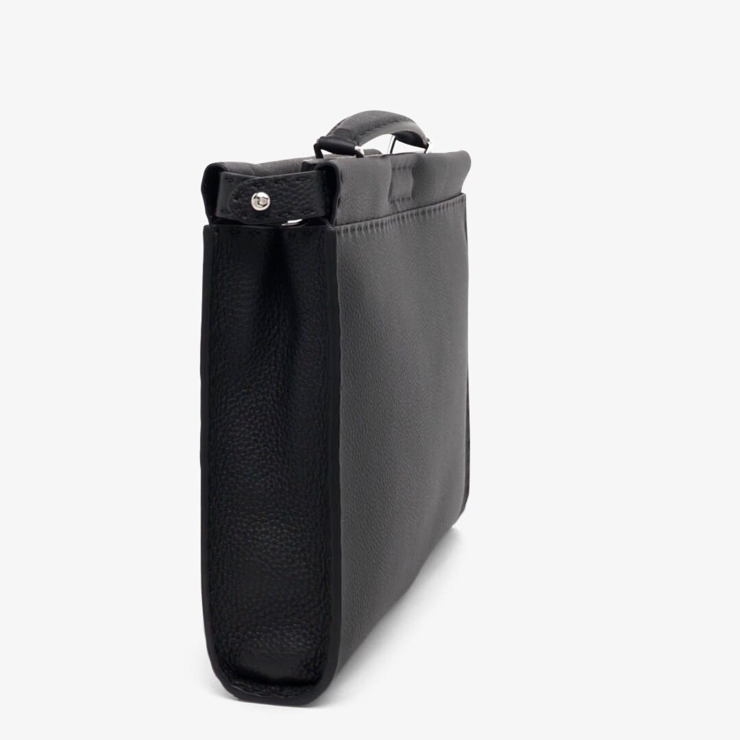 Peekaboo Iconic Fit Sac Selleria en cuir noir Fendi